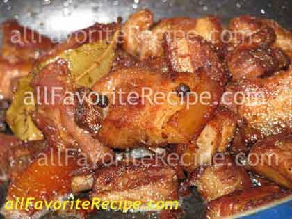 Adobong Baboy (Braised Pork in Tangy Sauce)