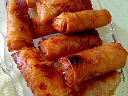 Turon Saba (Banana Plantain Rolls in Sugar)